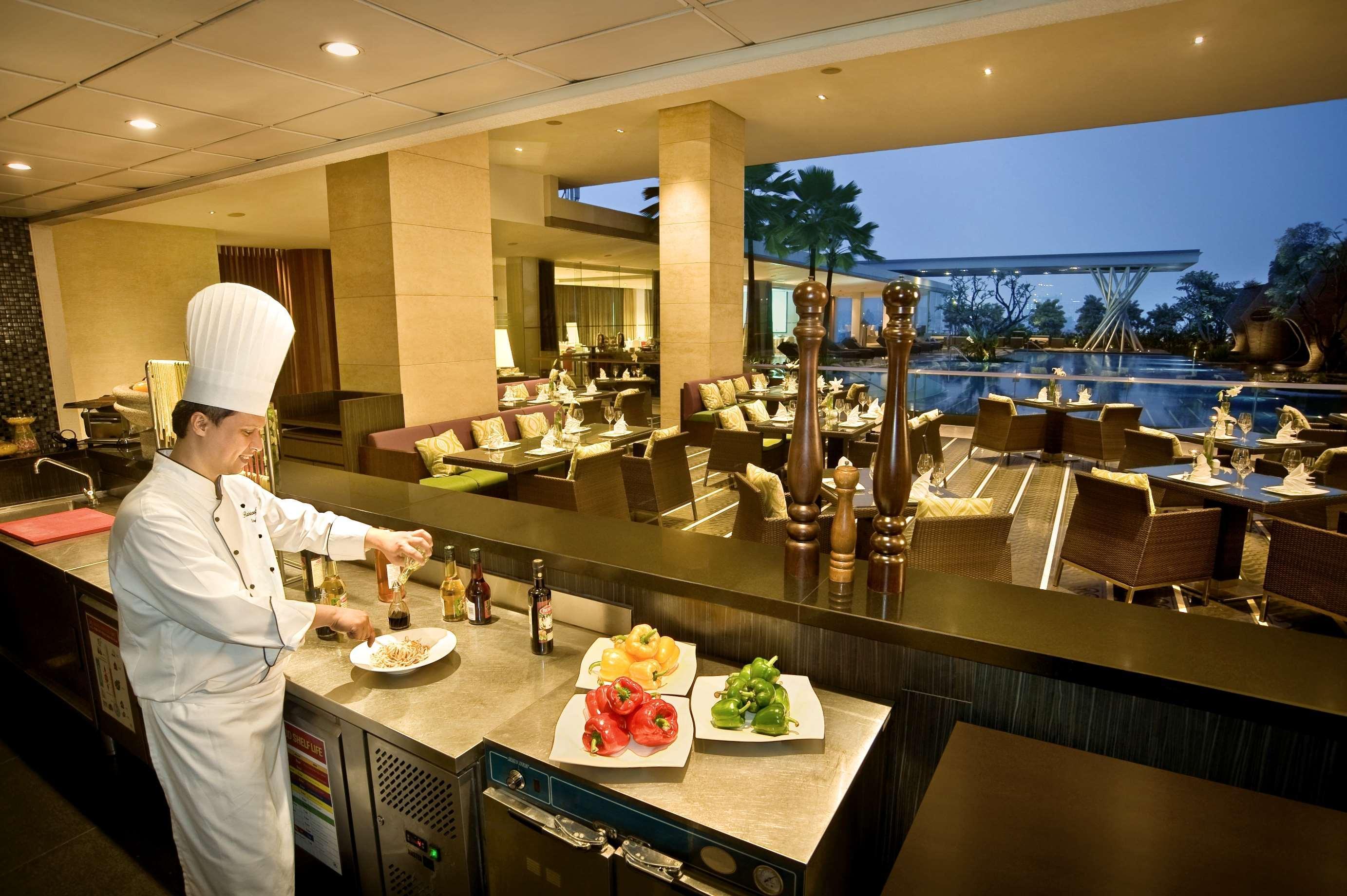 Hotel Hilton Bandung Exterior foto