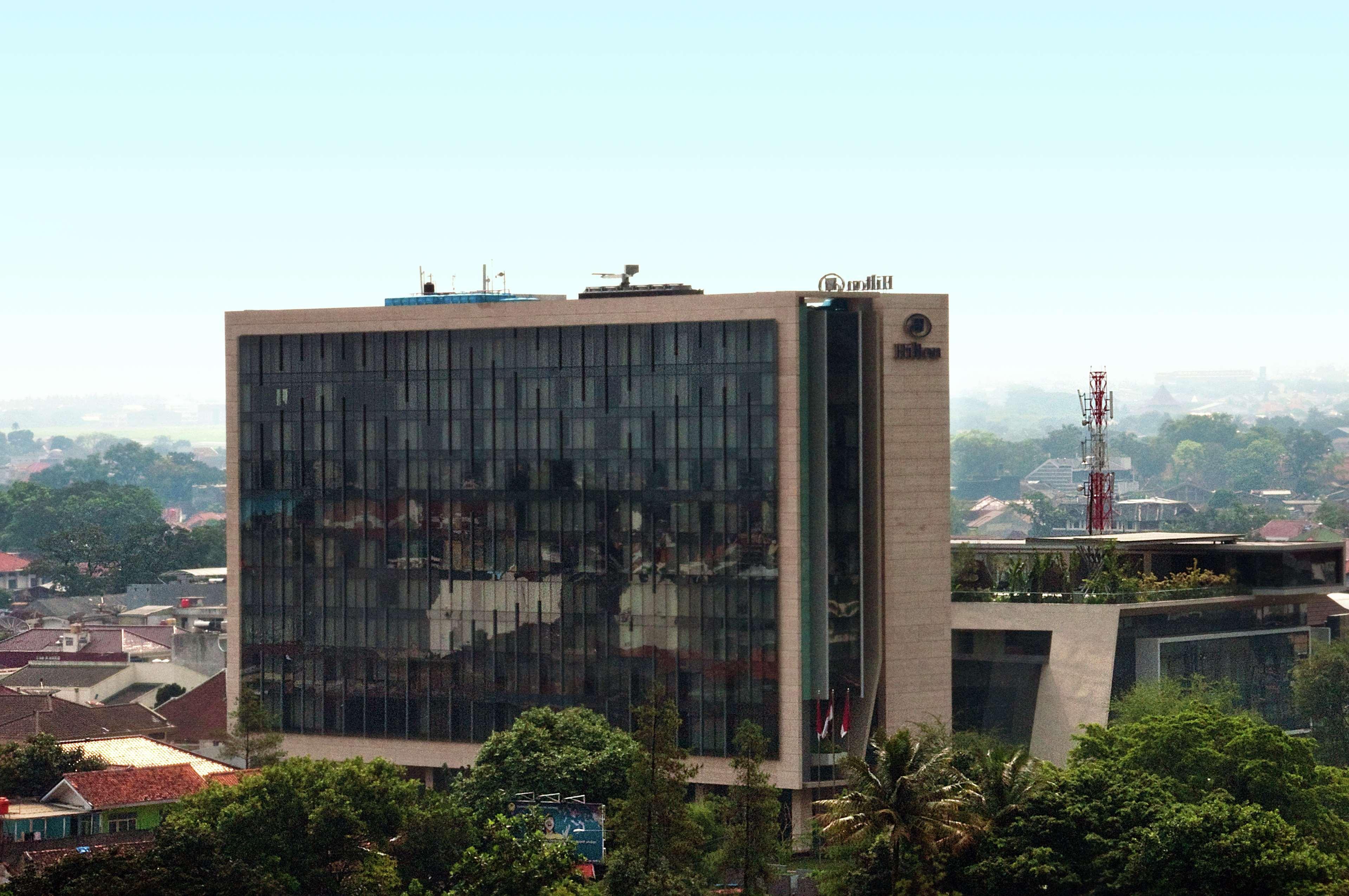 Hotel Hilton Bandung Exterior foto