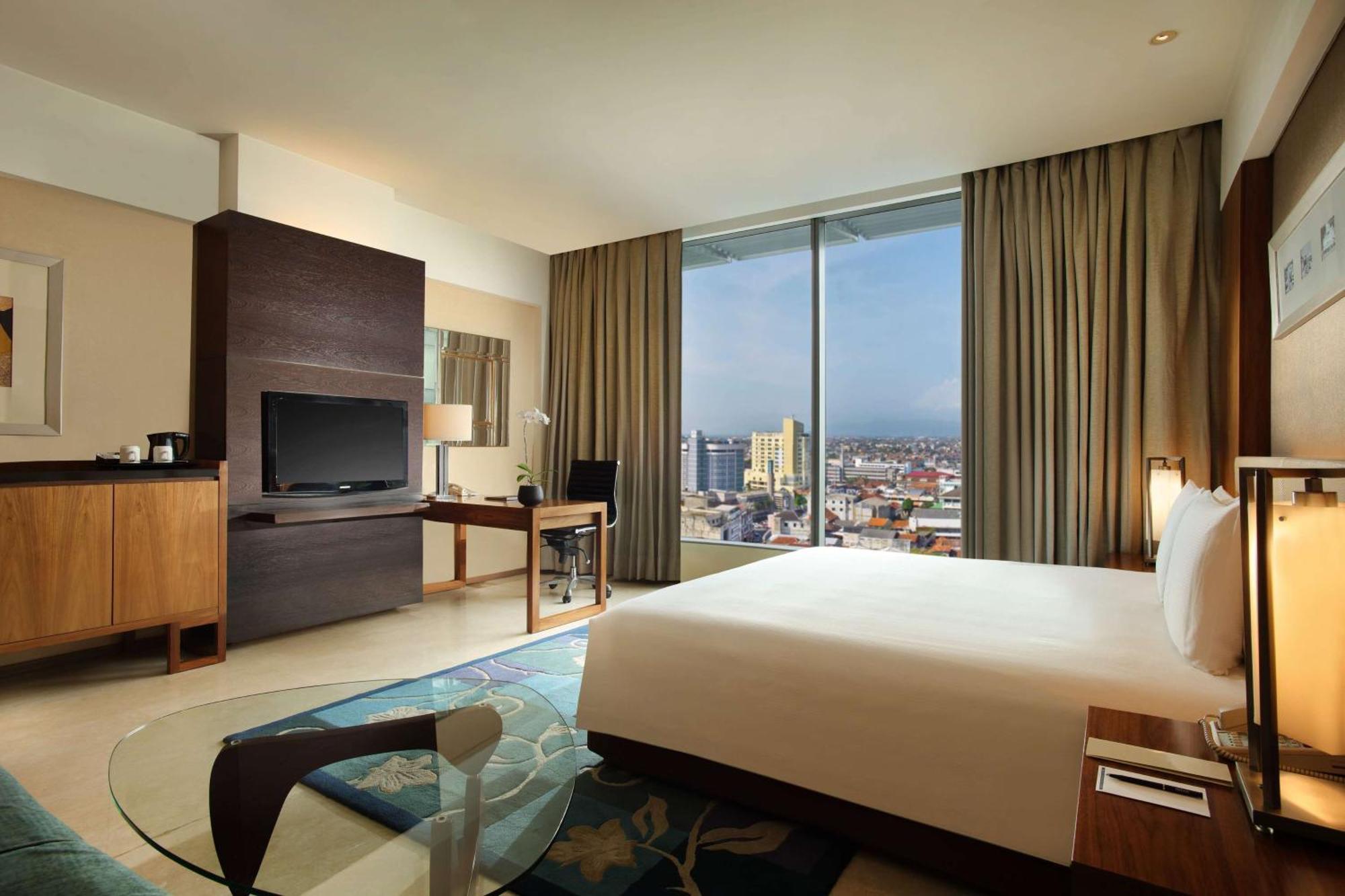 Hotel Hilton Bandung Exterior foto