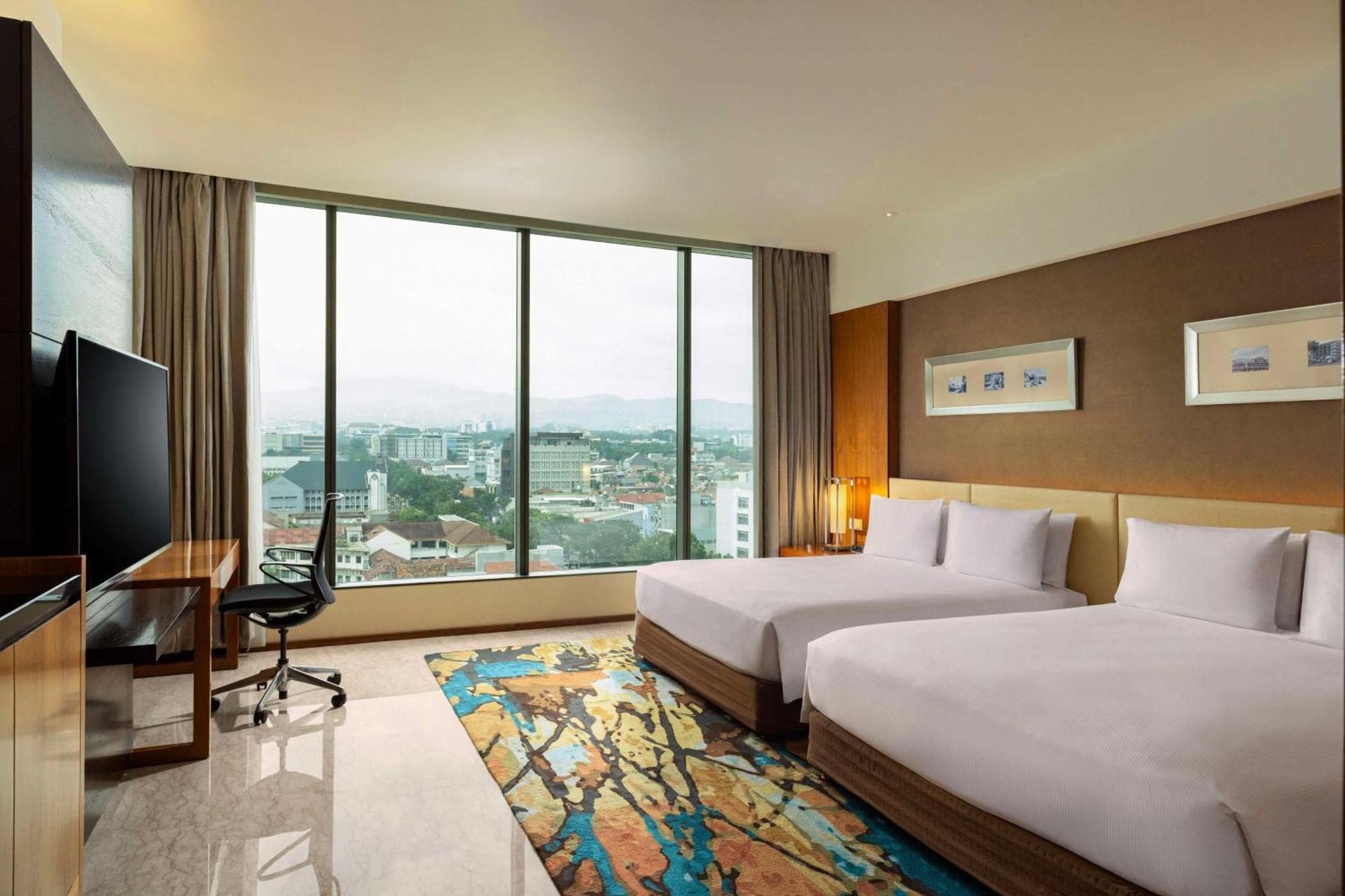 Hotel Hilton Bandung Exterior foto